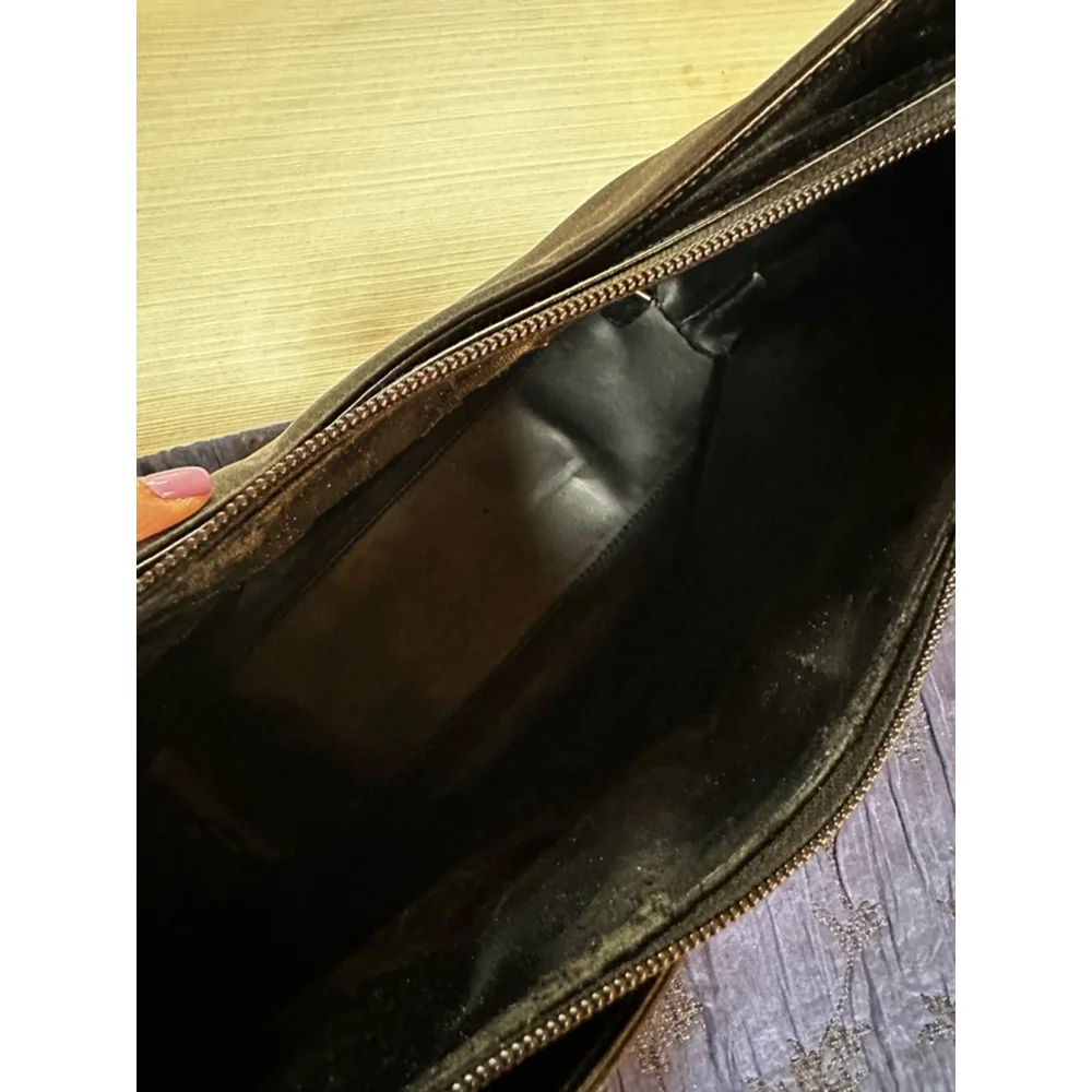 Gucci Black Padded Satin & Patent Leather Shoulder Bag - Picture 13 of 14